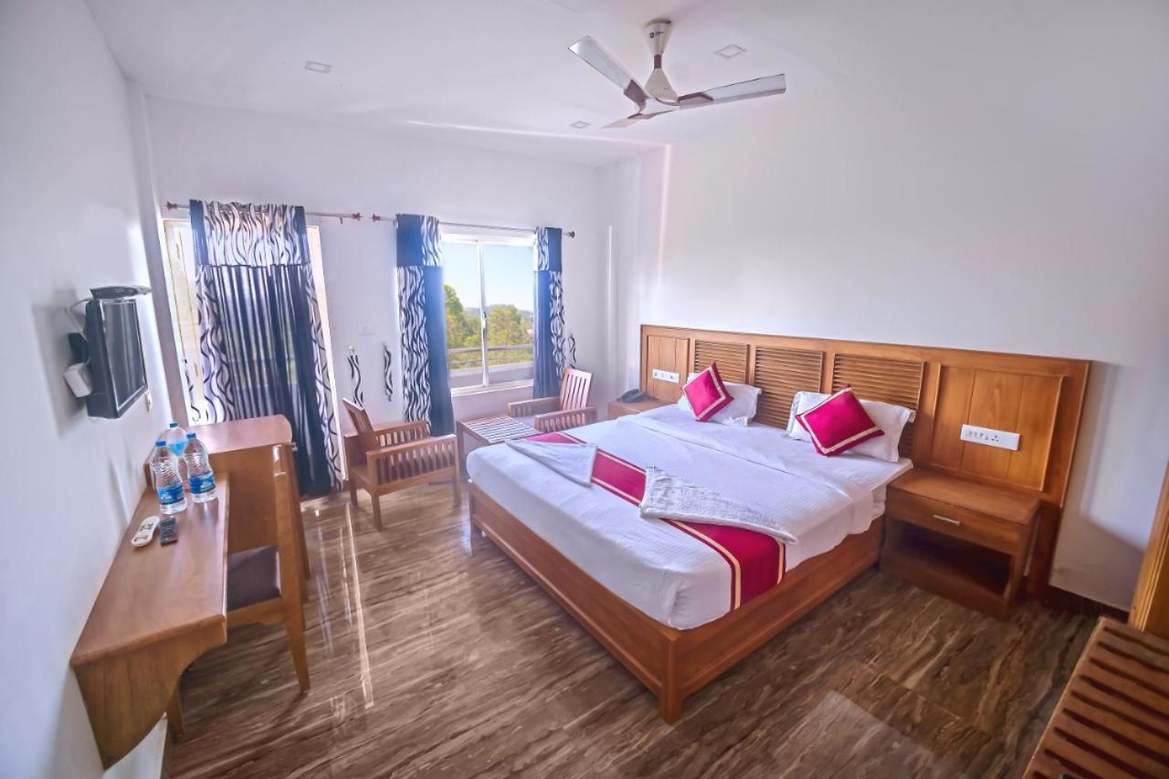 Princess De Munnar - 3 star Hotel Thiruvananthapuram Exteriör bild