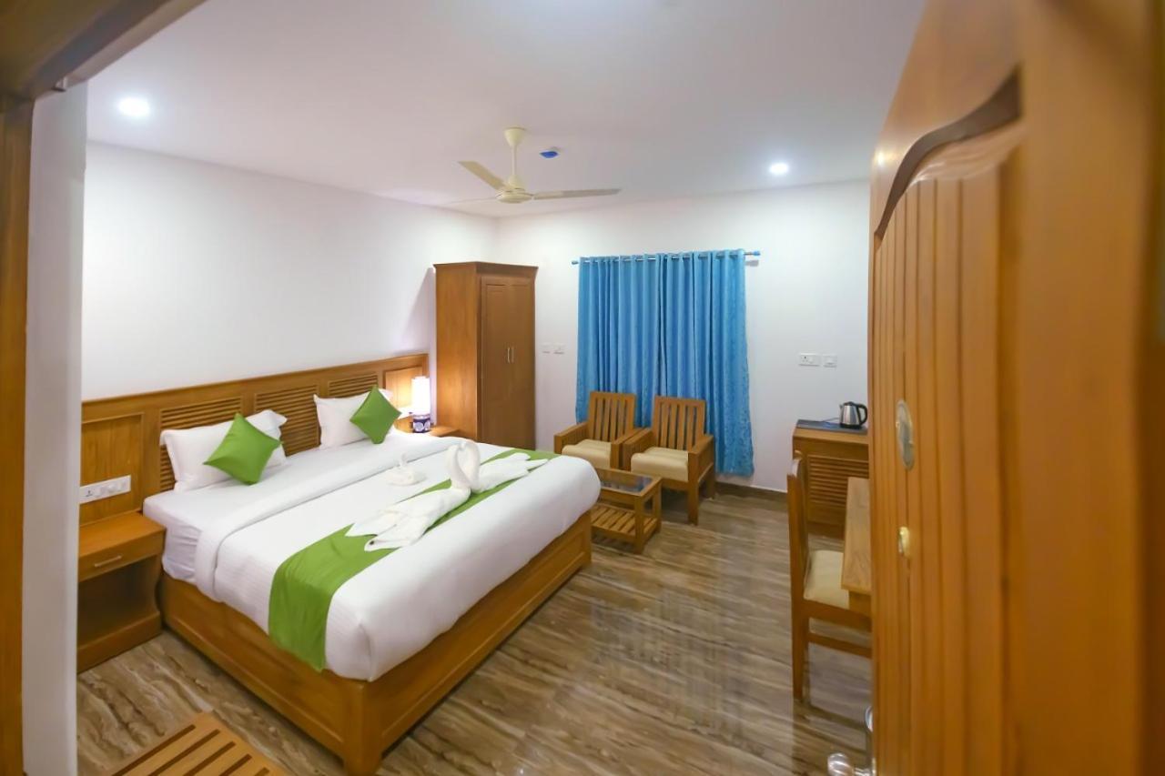 Princess De Munnar - 3 star Hotel Thiruvananthapuram Exteriör bild