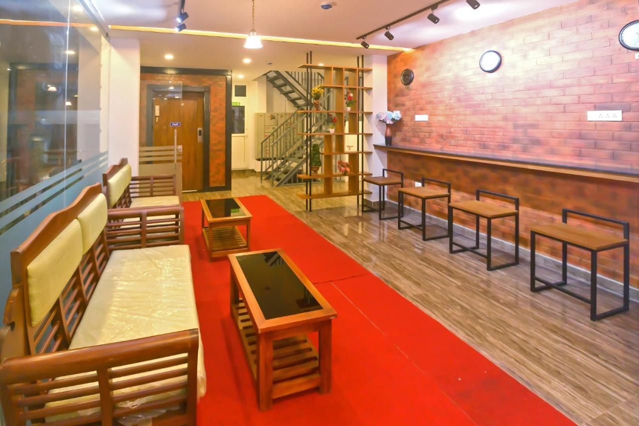 Princess De Munnar - 3 star Hotel Thiruvananthapuram Exteriör bild